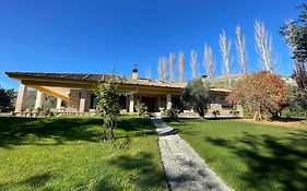 Casa Fuentes de Ledina